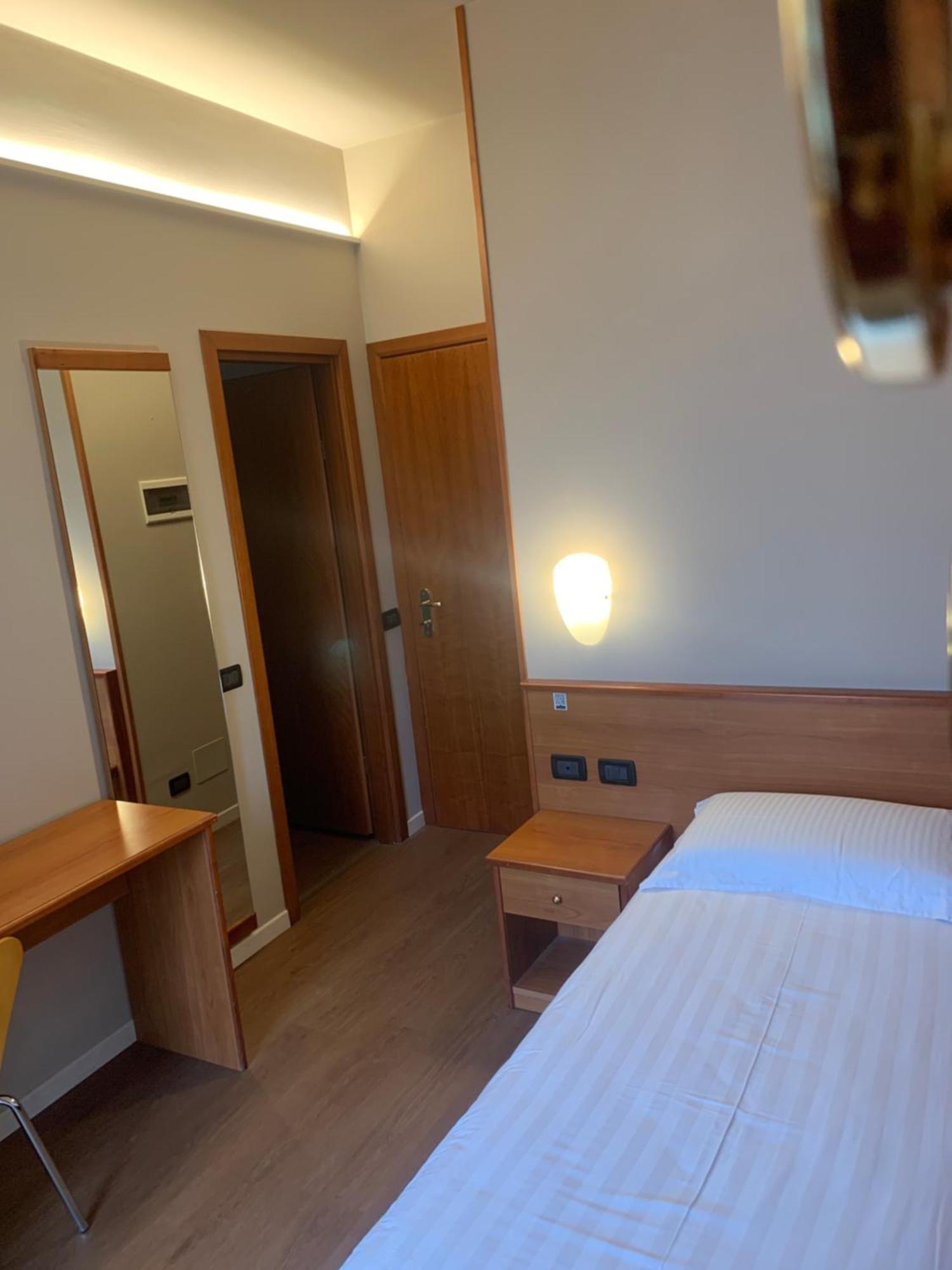 Albergo Moderno & Spa Fuipiano Valle Imagna Εξωτερικό φωτογραφία