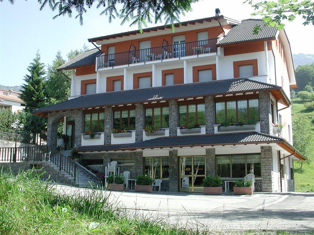 Albergo Moderno & Spa Fuipiano Valle Imagna Εξωτερικό φωτογραφία