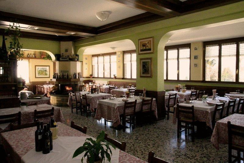 Albergo Moderno & Spa Fuipiano Valle Imagna Εξωτερικό φωτογραφία