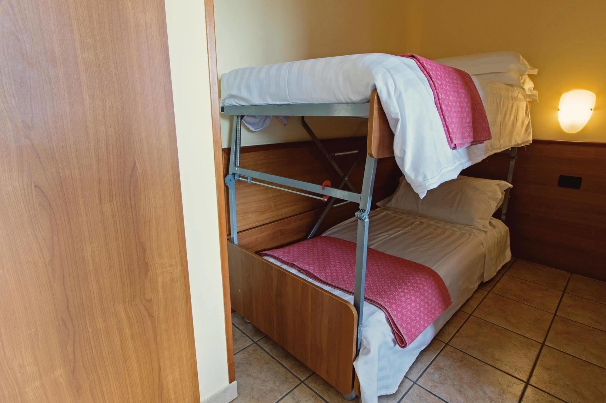 Albergo Moderno & Spa Fuipiano Valle Imagna Εξωτερικό φωτογραφία
