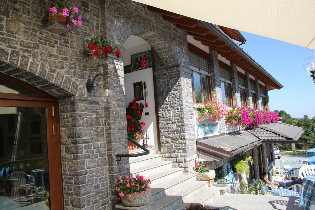 Albergo Moderno & Spa Fuipiano Valle Imagna Εξωτερικό φωτογραφία